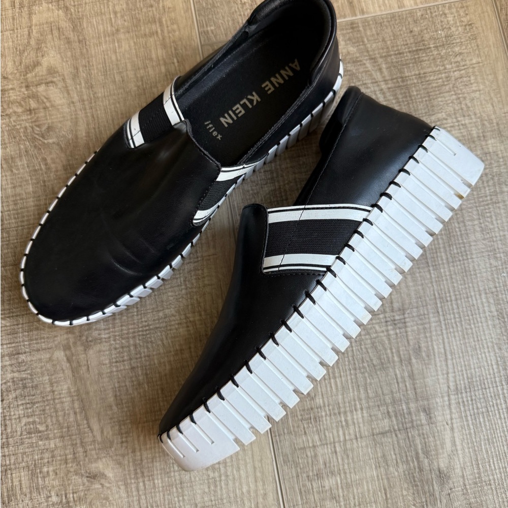 Anne Klein Black and White Women’s Sneaker Loafers